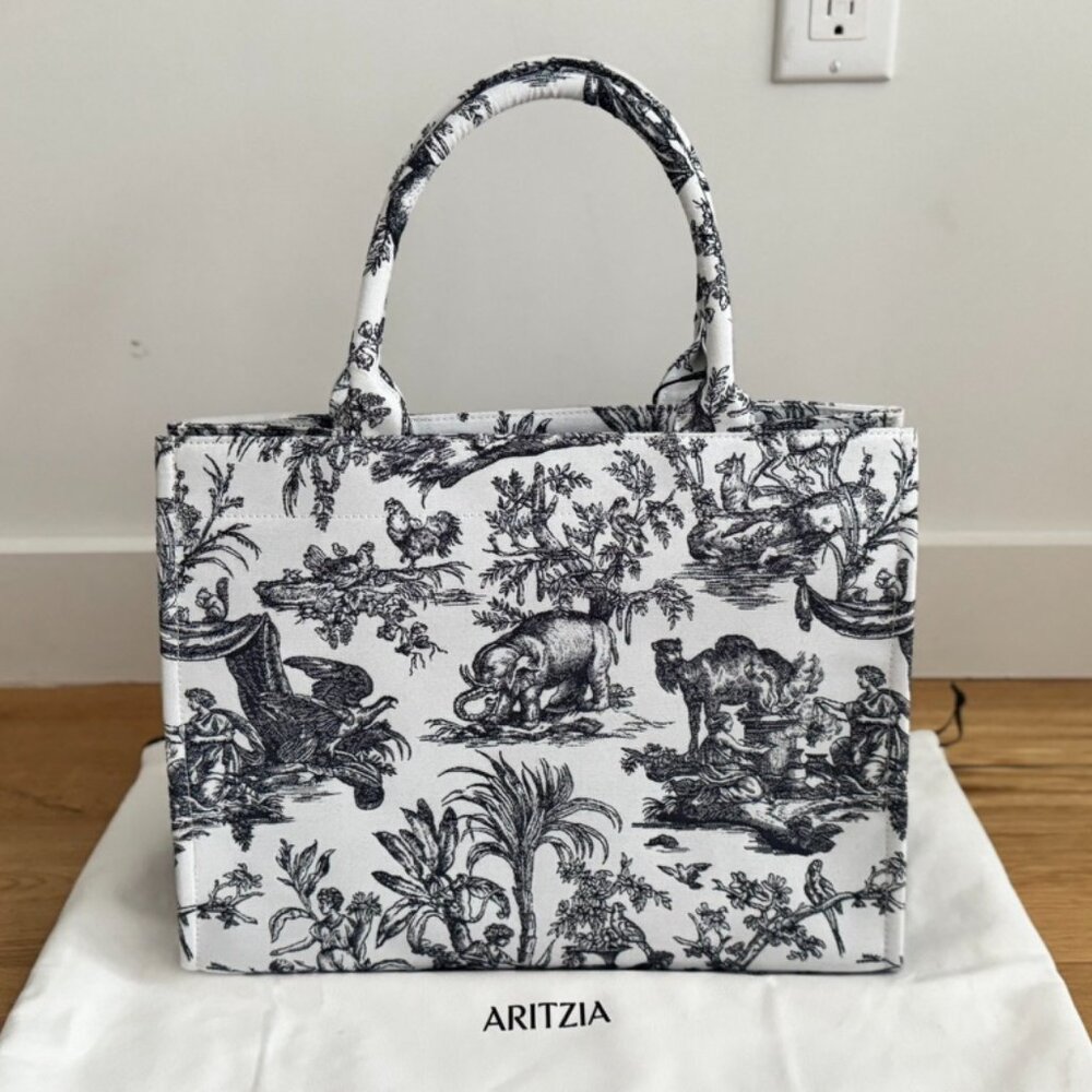 Aritzia Keep Tote - Oak/Admiral - Picture 4 of 8